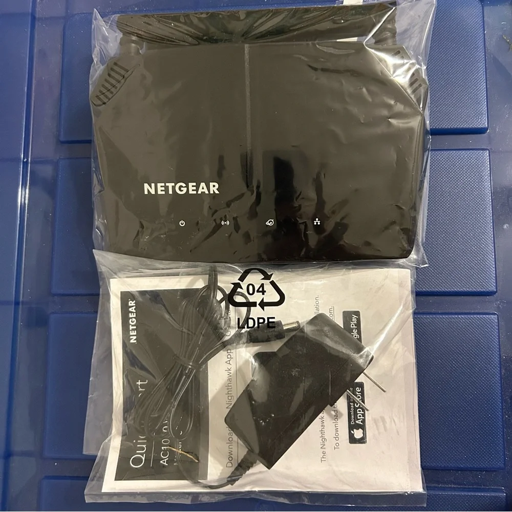 NETGEAR Router - Picture 8 of 8